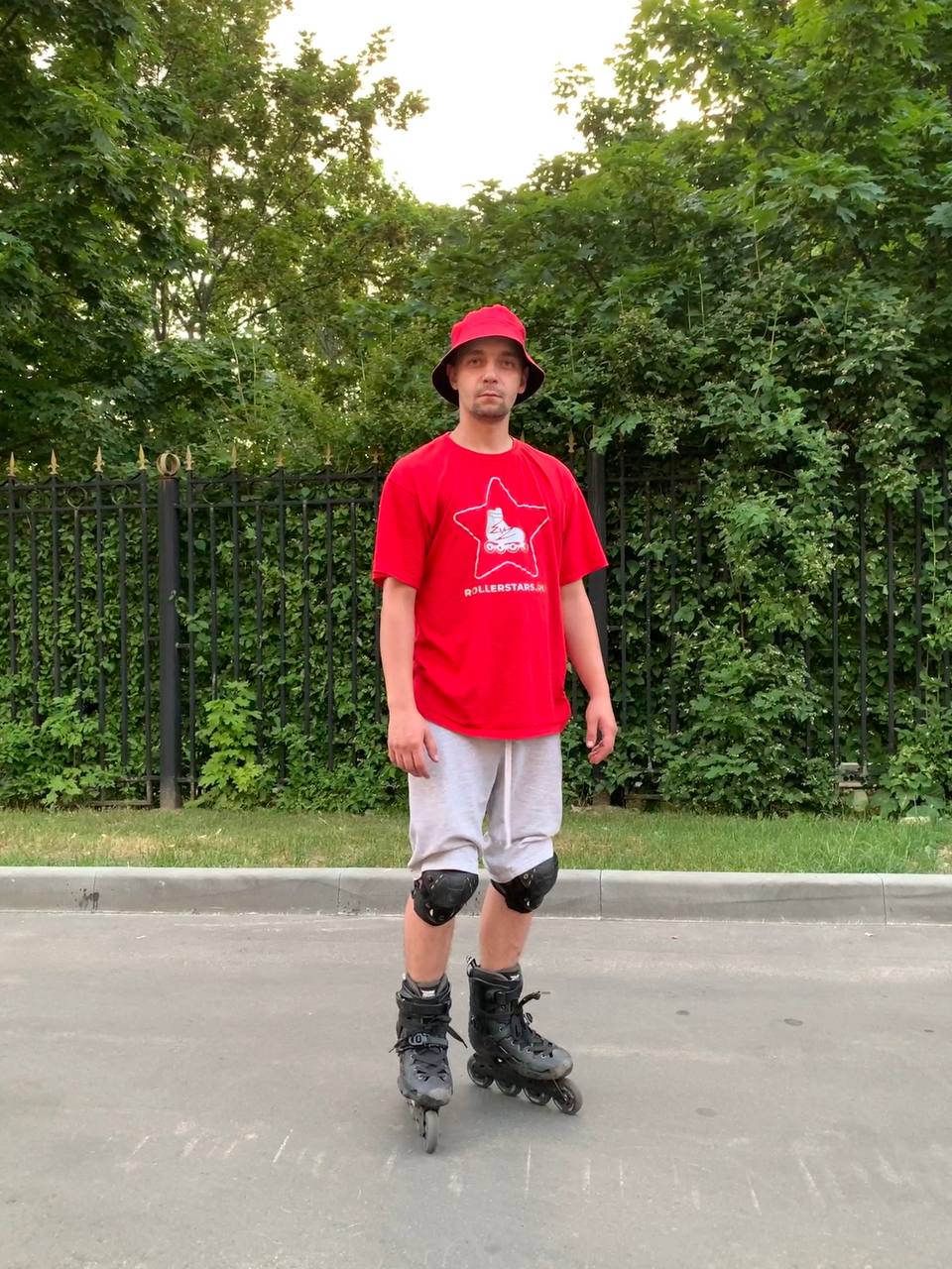 Михаил Минаев, инструктор по роликовым конькам и лонгборду